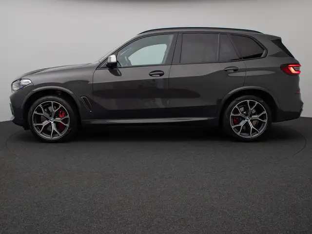 BMW X5 X5 M view 11