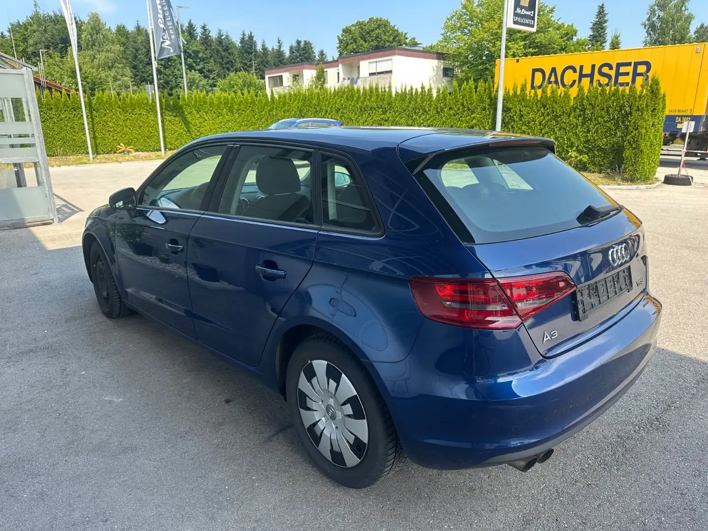 Audi A3 Sportback attraction Blau - 2