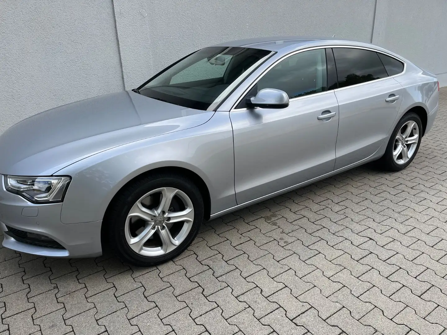 Audi A5 Sportback 2.0 TFSI Navi Xenon 35 Tkm 1.Hand Argintiu - 1