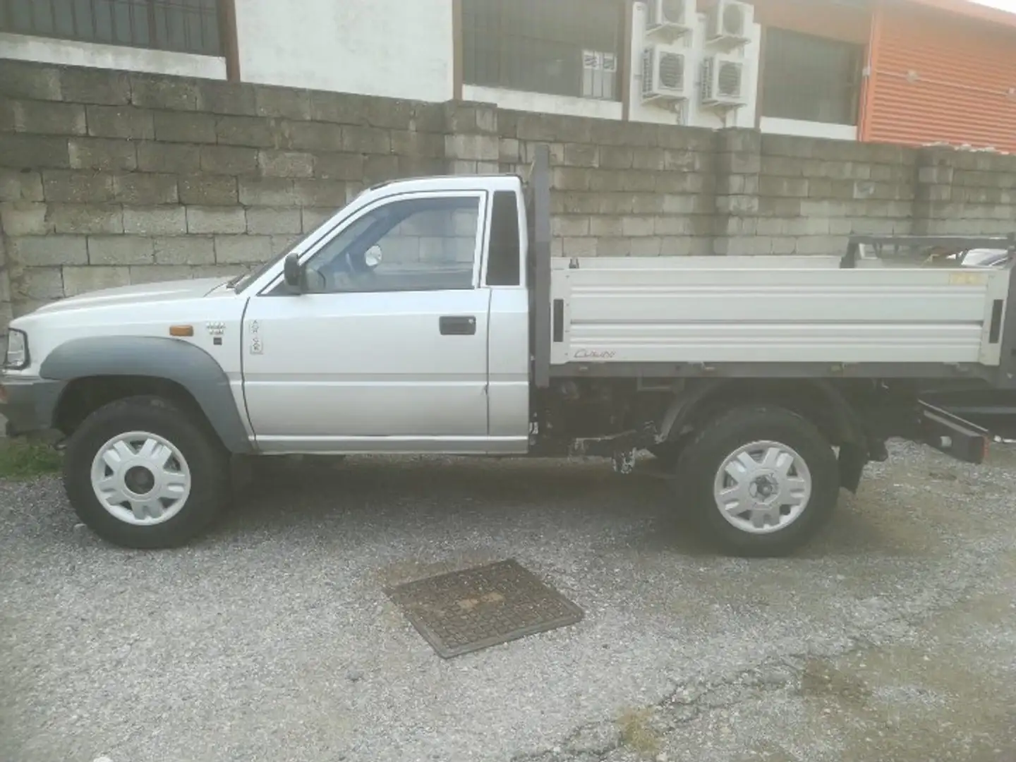 Tata Pick-Up Pick Up 2.0 td 4x4 restyling Argent - 1