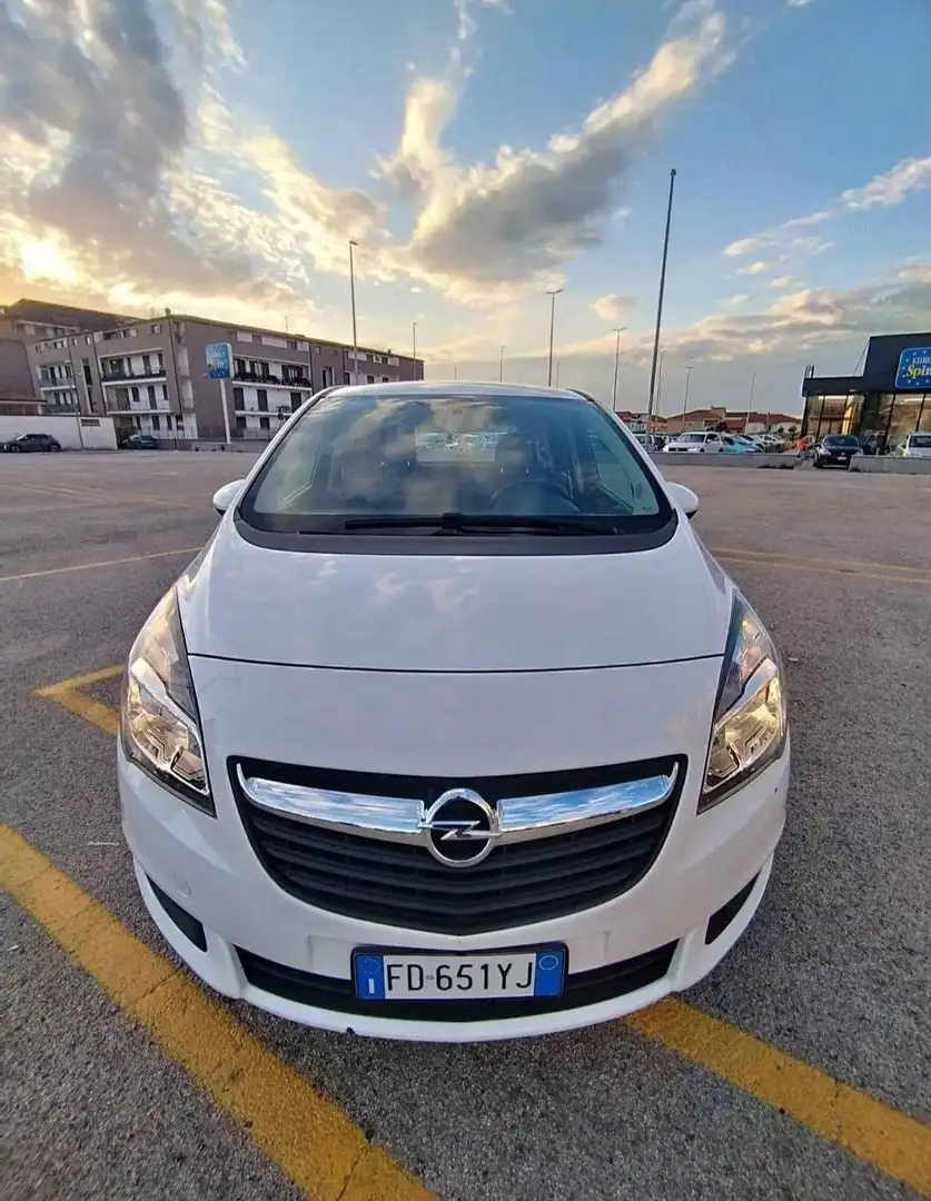 Opel Meriva 1.4t Cosmo Gpl-tech 120cv - 1