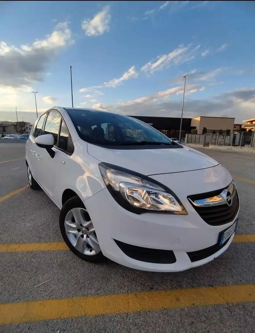 Opel Meriva 1.4t Cosmo Gpl-tech 120cv - 2