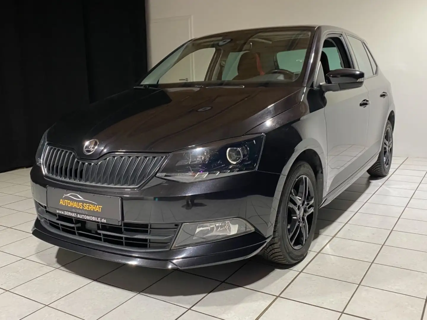 Skoda Fabia 1.4 TDI Monte Carlo *PANO*NAVI*PDC*TEMP* Noir - 1