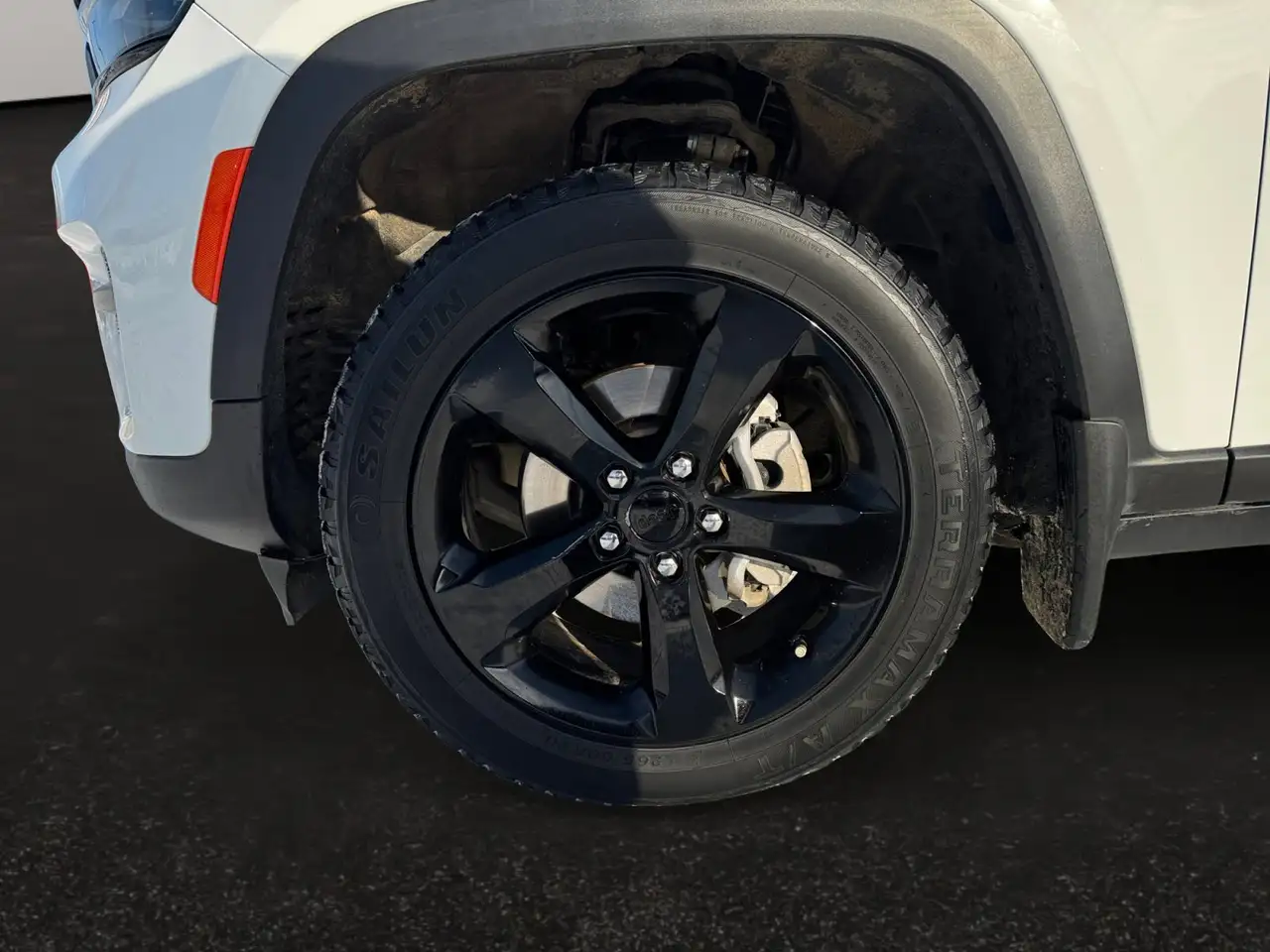 Jeep Grand Cherokee снимка Jeep Grand Cherokee