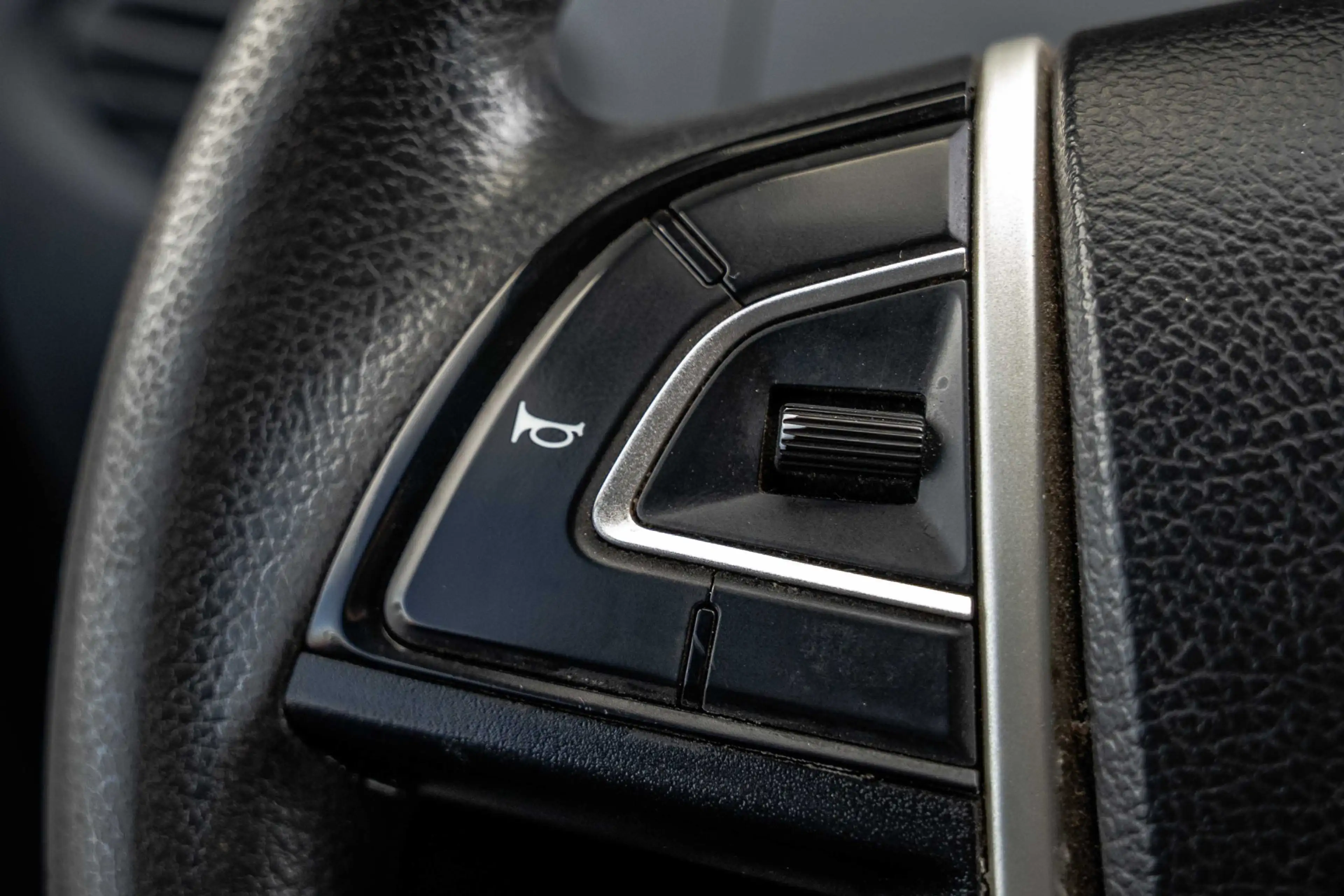 Maxus EV80 | Volledig Elektrisch | 3-Zits | Camera | Bakwagen — photo 15