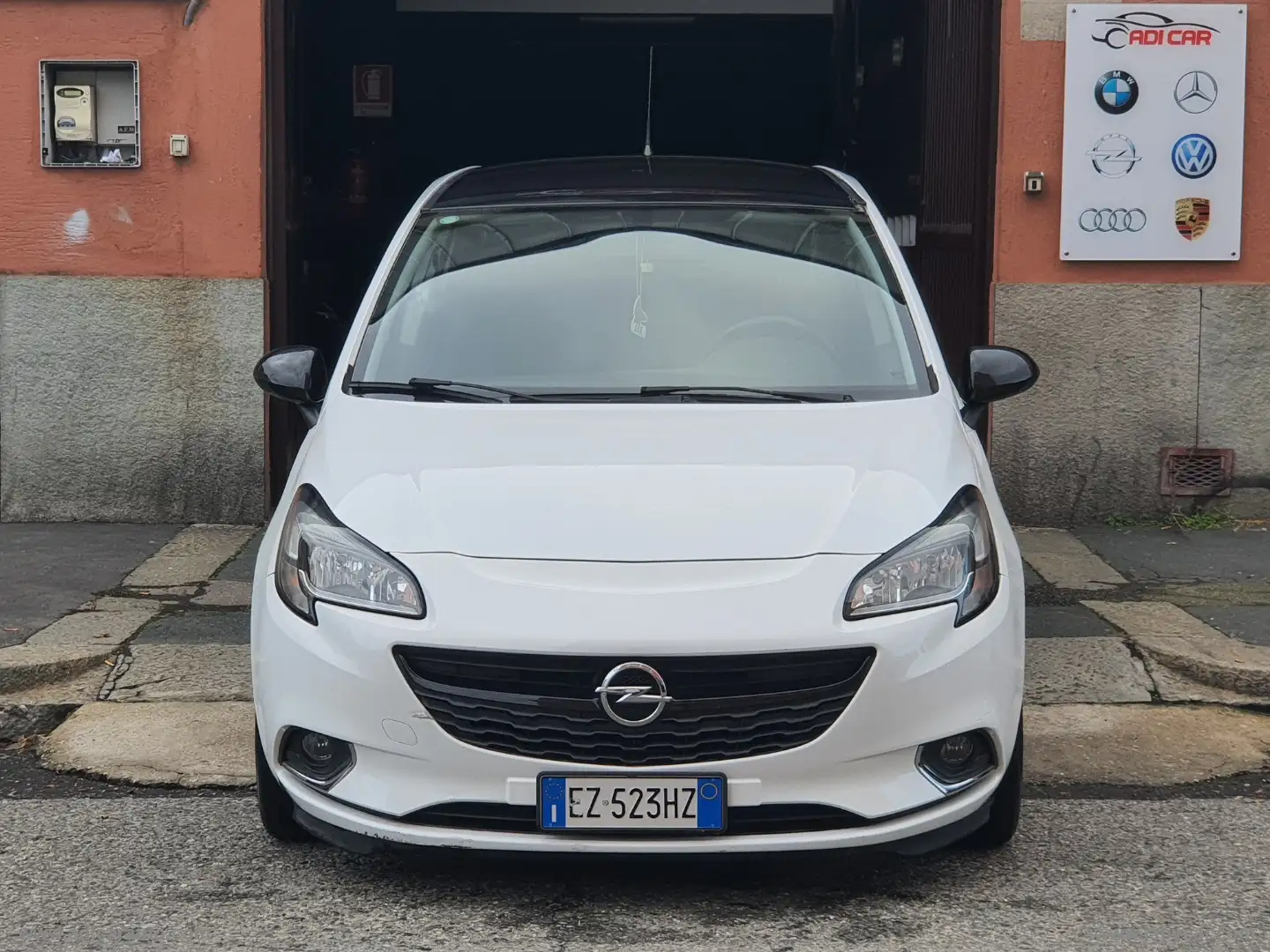 Opel Corsa 1.4 90 CV GPL Tech 5p. b-Color Wit - 2