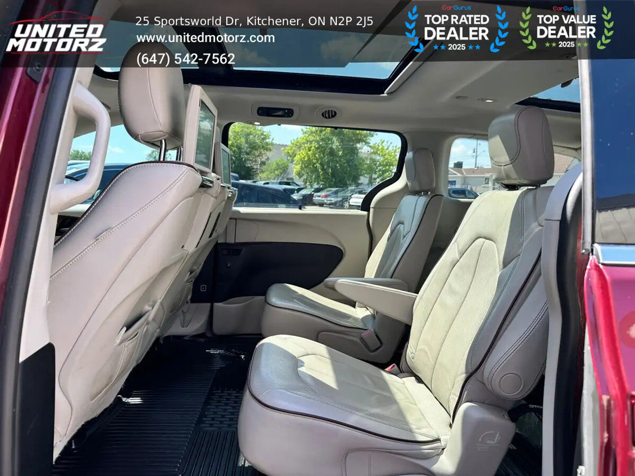 Chrysler Pacifica photo Chrysler Pacifica