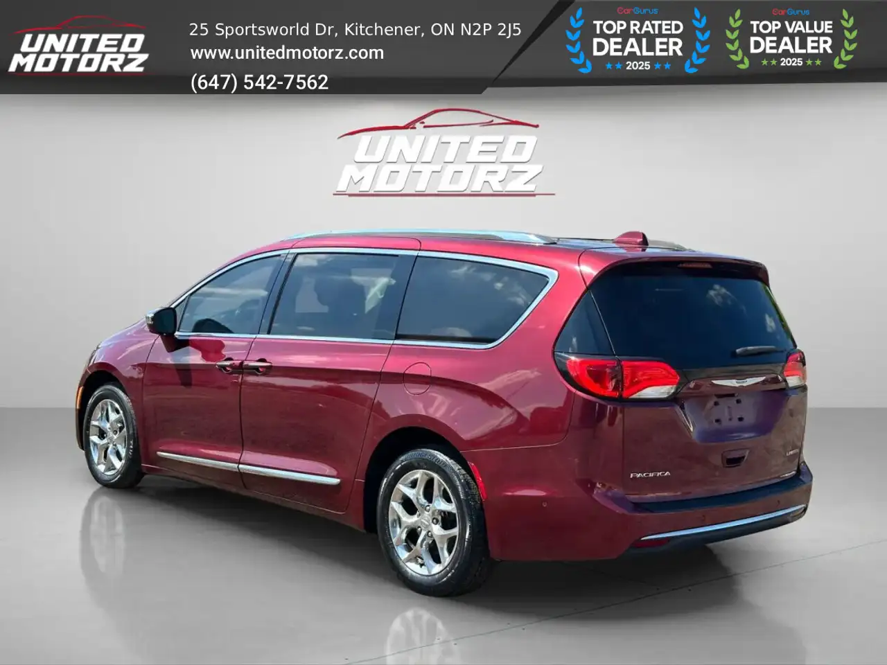 Chrysler Pacifica photo Chrysler Pacifica