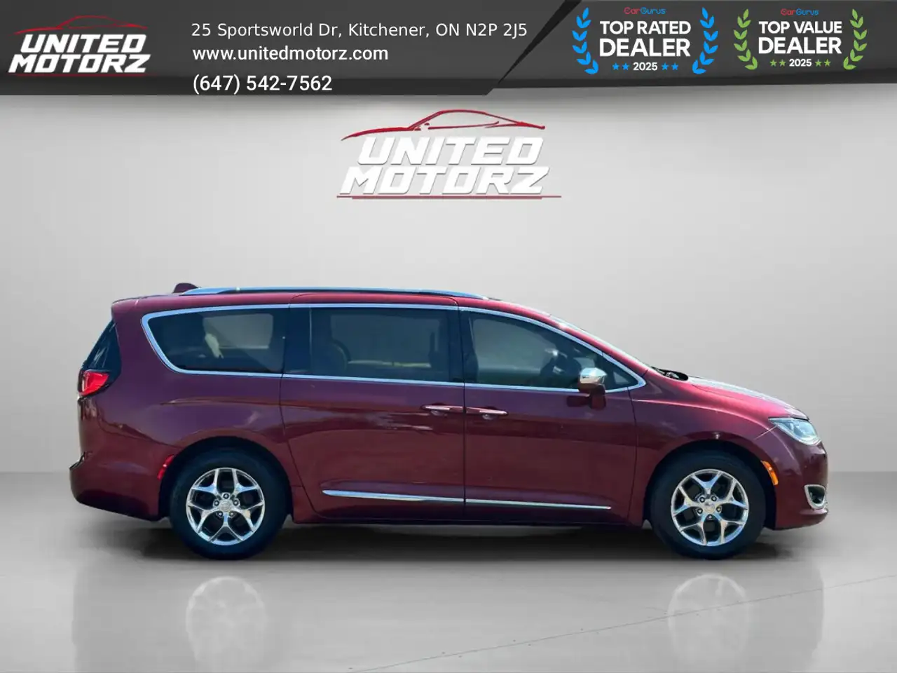 Chrysler Pacifica photo Chrysler Pacifica