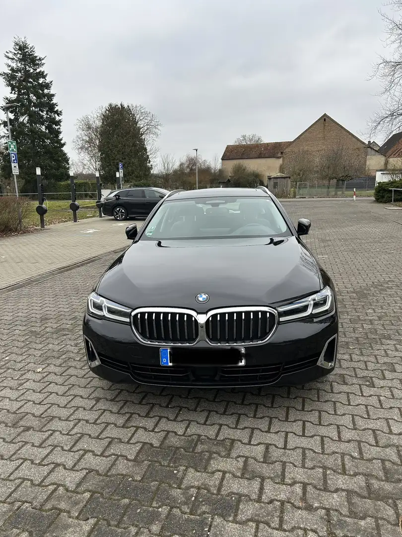 BMW 530 5er Touring 530i Touring Aut. Luxury Line Schwarz - 1
