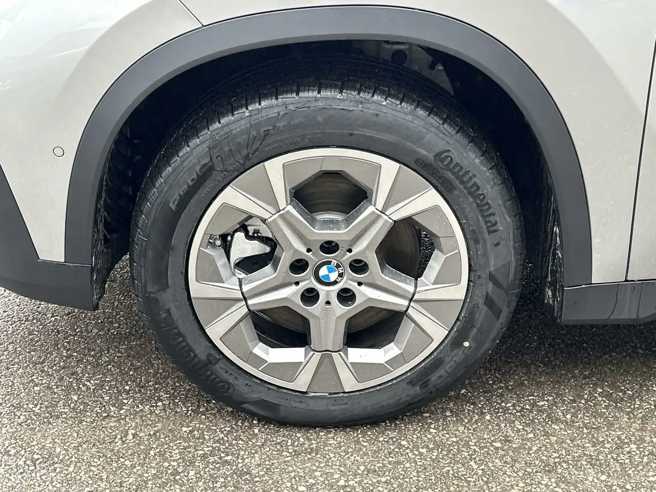 BMW X1 photo BMW X1