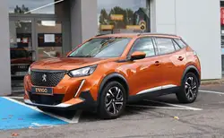 Peugeot 2008 1.2 130cv ALLURE BUSINESS CARPLAY DISTRI OK