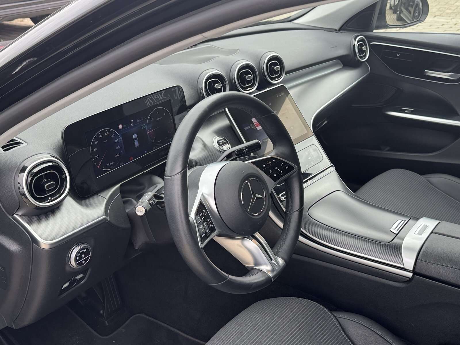 Mercedes-Benz C 220