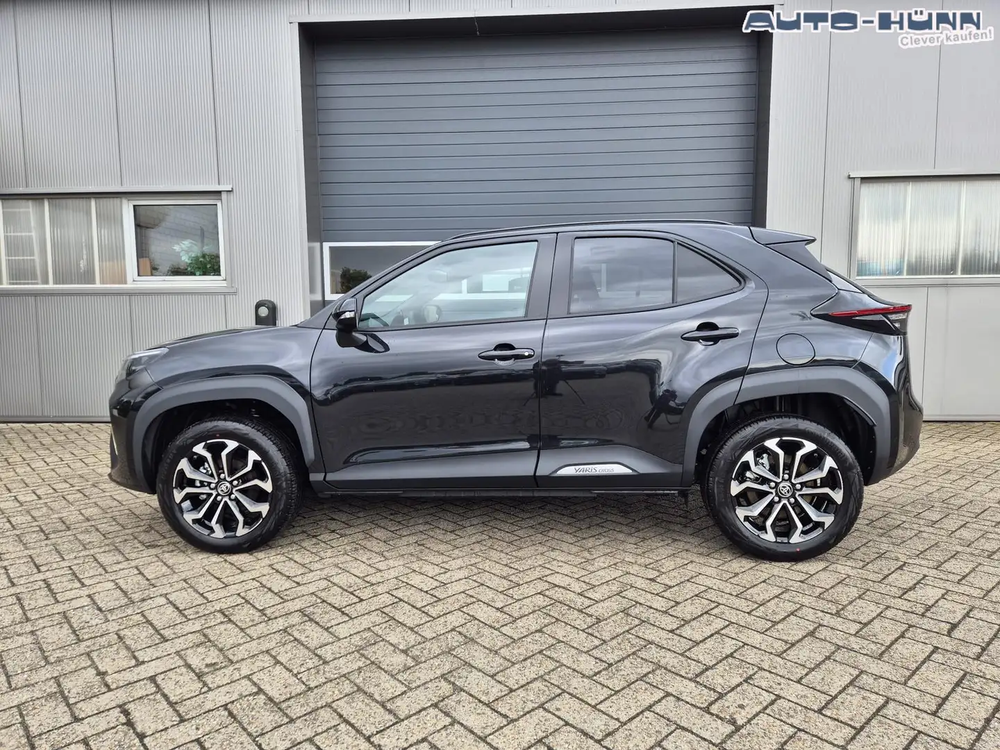 Toyota Yaris Cross 1.5VVT-iE 130PS Automatik Teamplayer Klimaautom... Negru - 2