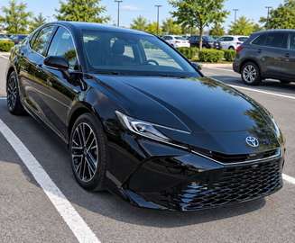 Camry Hybrid 2.5 Plus e-CVT