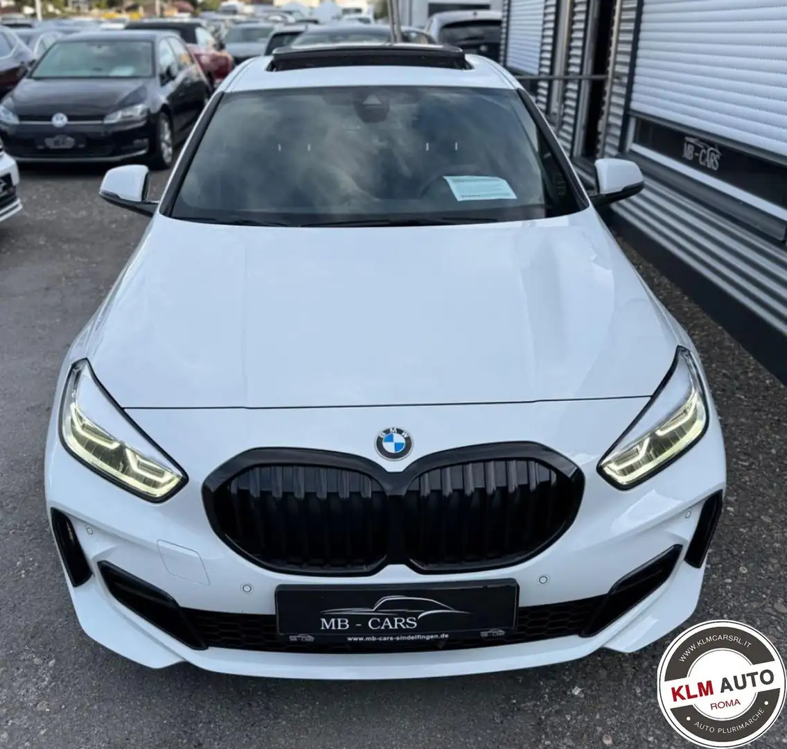 BMW 118 d F40 M SPORT TETTO PANO PELLE AUTOMATICA Bianco - 2