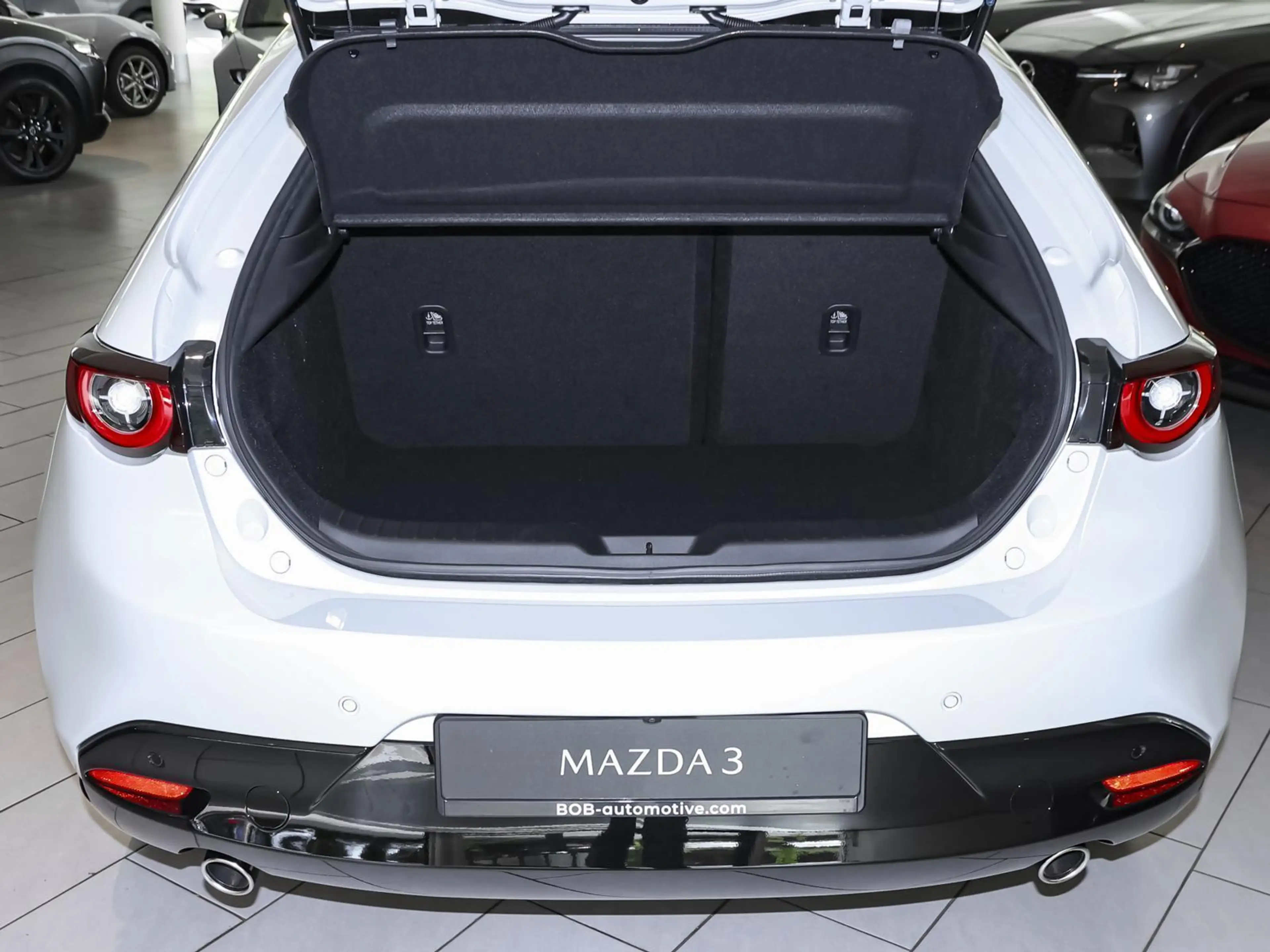 Mazda 3 2,5-Liter e-Skyactiv G 140 Exclusive-Line NAVI SHZ PDC — photo 8