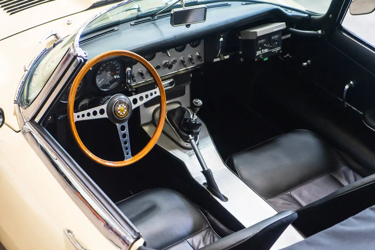 Jaguar E-Type Serie 1 OTS 3.8 ltr. - Matching Numbers & Colors, foto 6
