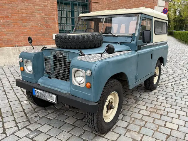 Land Rover Series LR88 BMW 2,5TurboDiesel Motor Kurzrad.