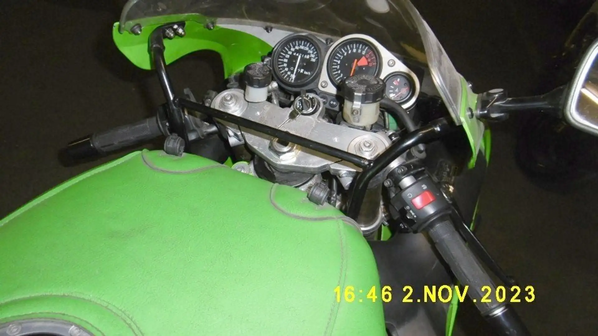 Kawasaki Ninja ZX-7R Ninja ZX7-RR Vert - 1
