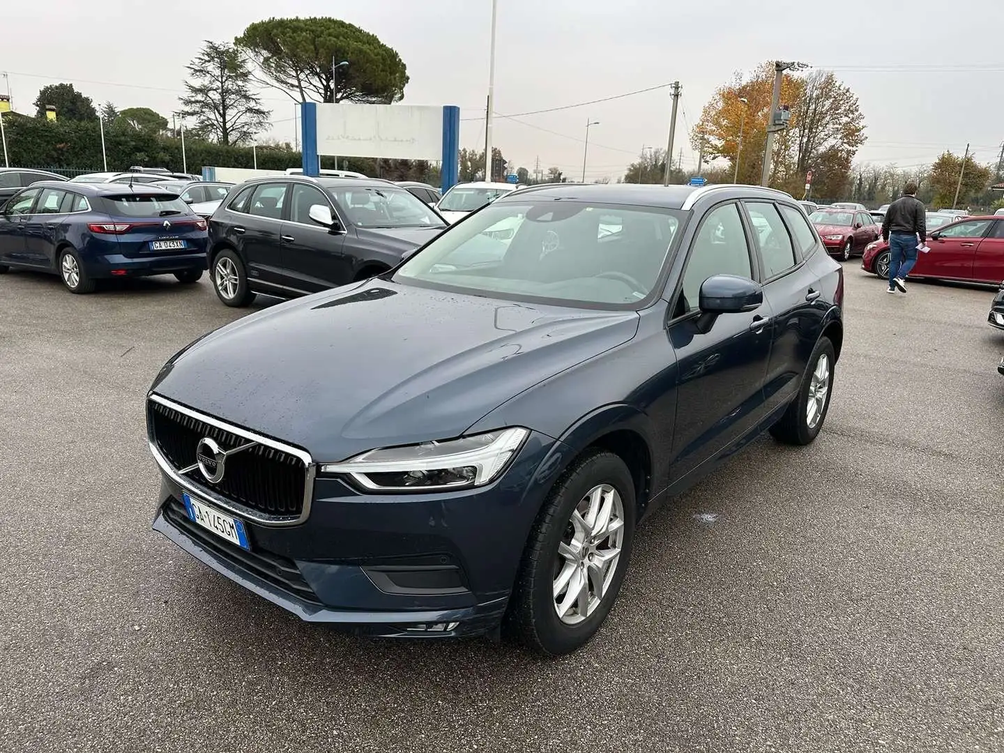 Volvo XC60 XC60 2.0 b4 Business Plus awd geartronic - GA145GM Argento - 2