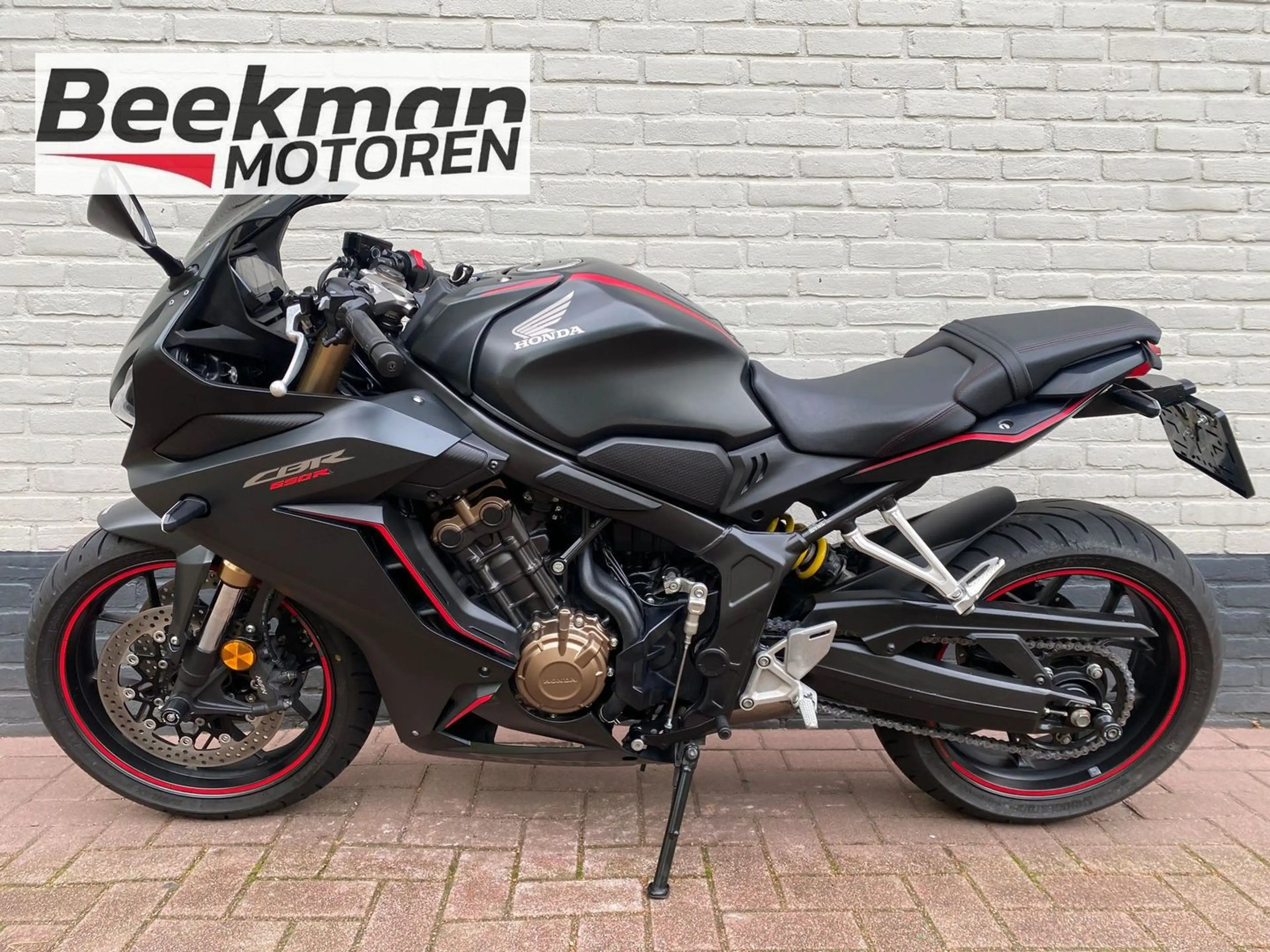Honda CBR 650 R — photo 11