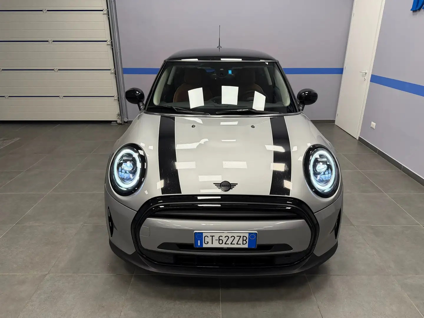 MINI Cooper Mini Coopert Essential 136cv Auto PELLE-CAMERA-LED Grigio - 2