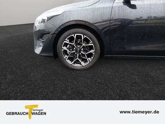 Kia Ceed view 9