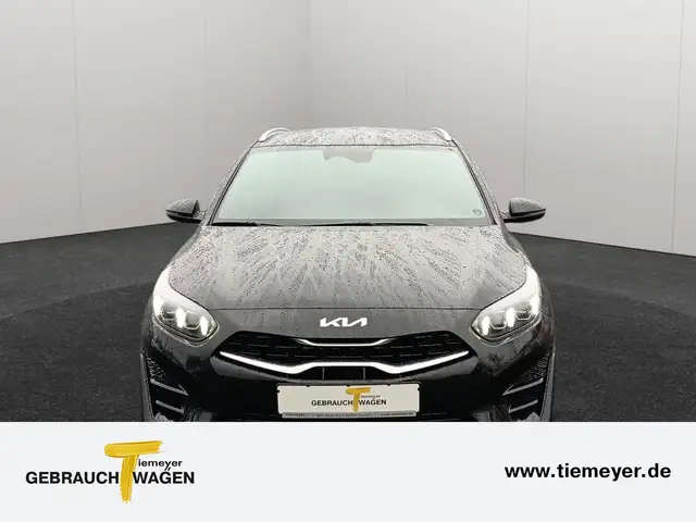 Kia Ceed view 2