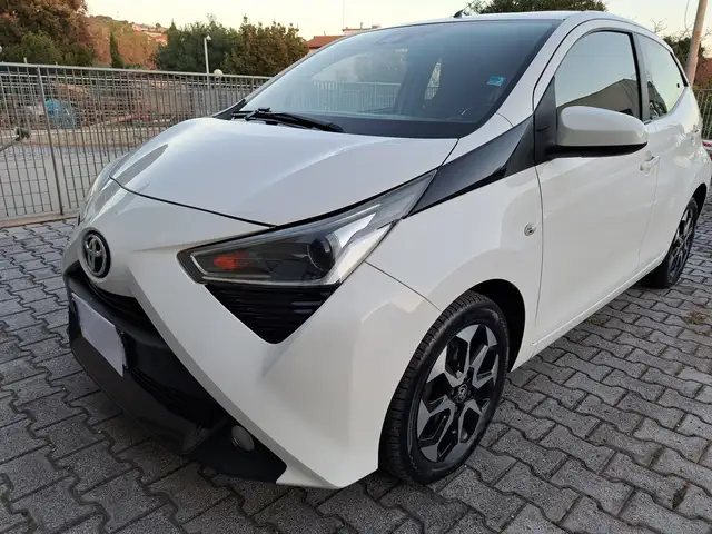Toyota Aygo Aygo 5p 1.0 x-trend 72cv