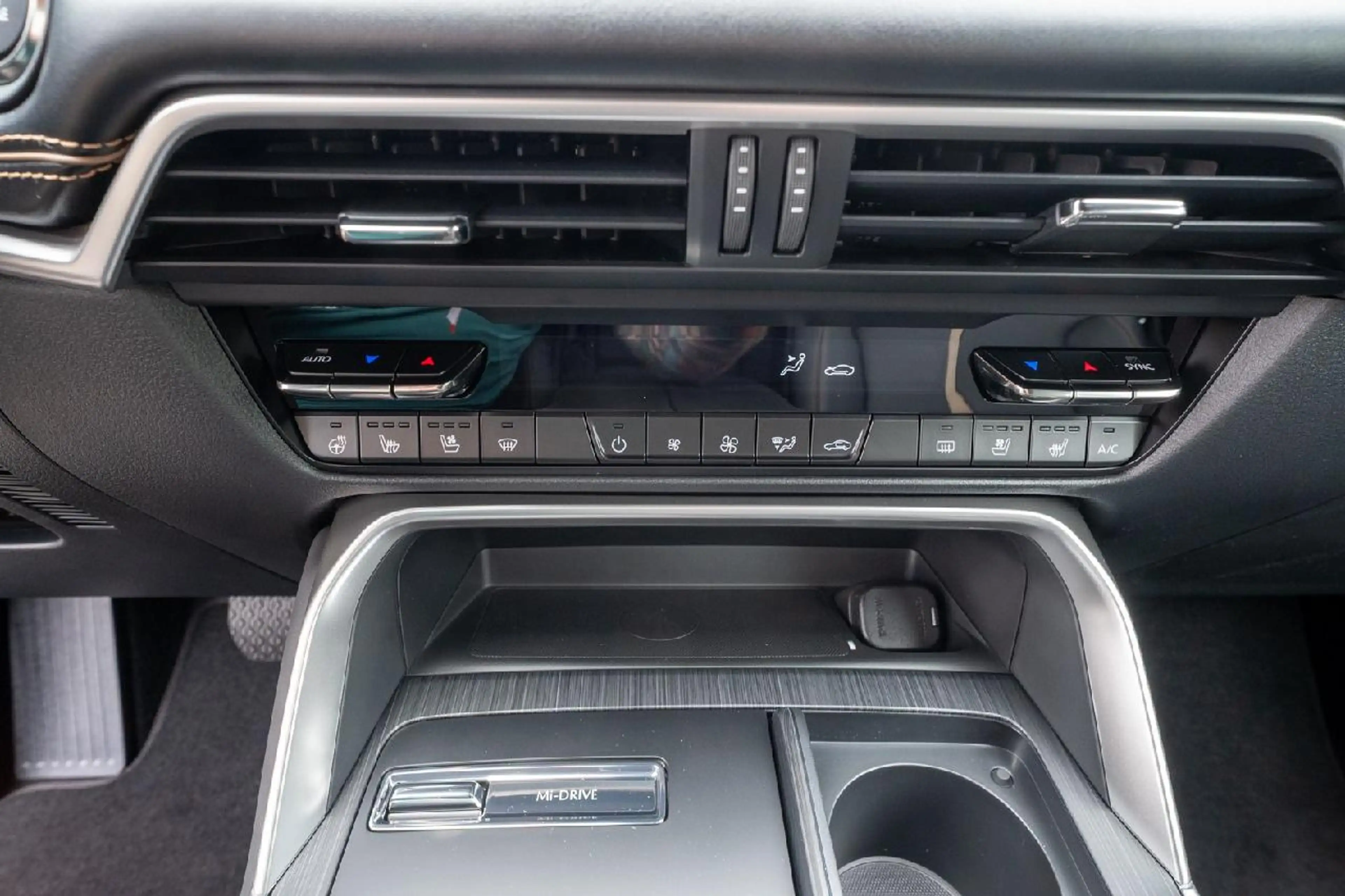 Mazda CX-60 Homura Plus AWD PANO/360°/HUD — photo 13