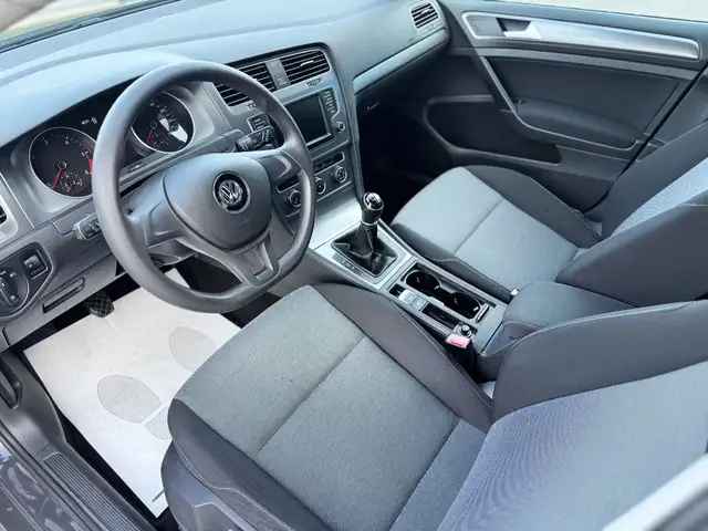 Volkswagen Golf view 7