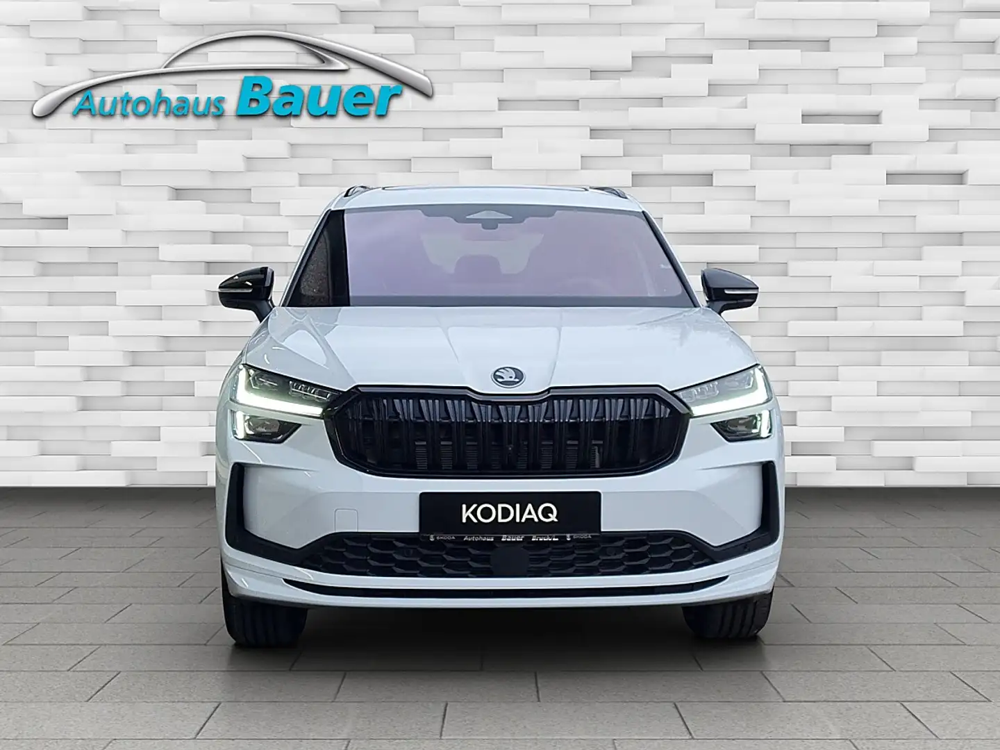 Skoda Kodiaq 2,0 TDI Sportline DSG 7-Sitzer Weiß - 2