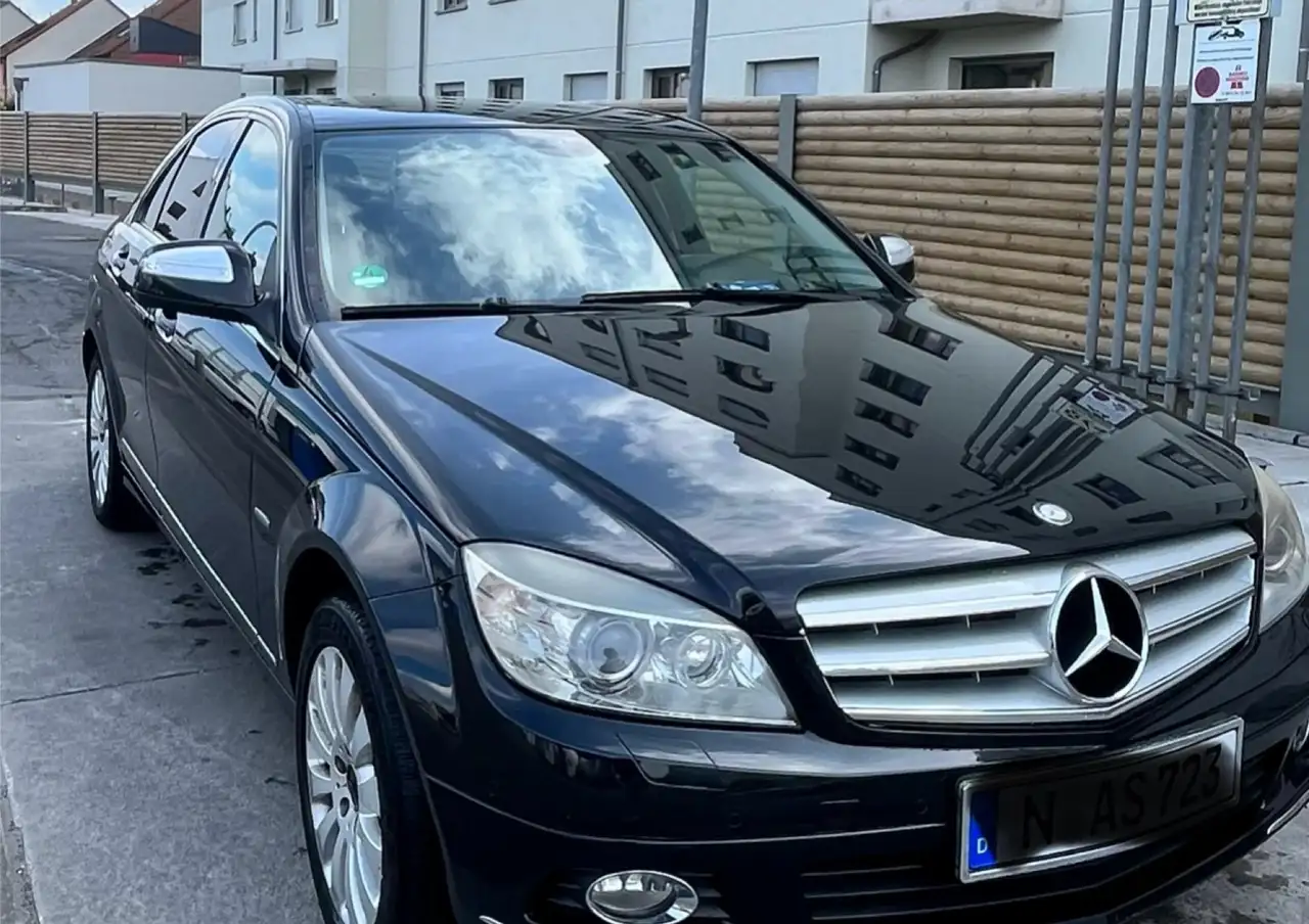 Mercedes-Benz C 220