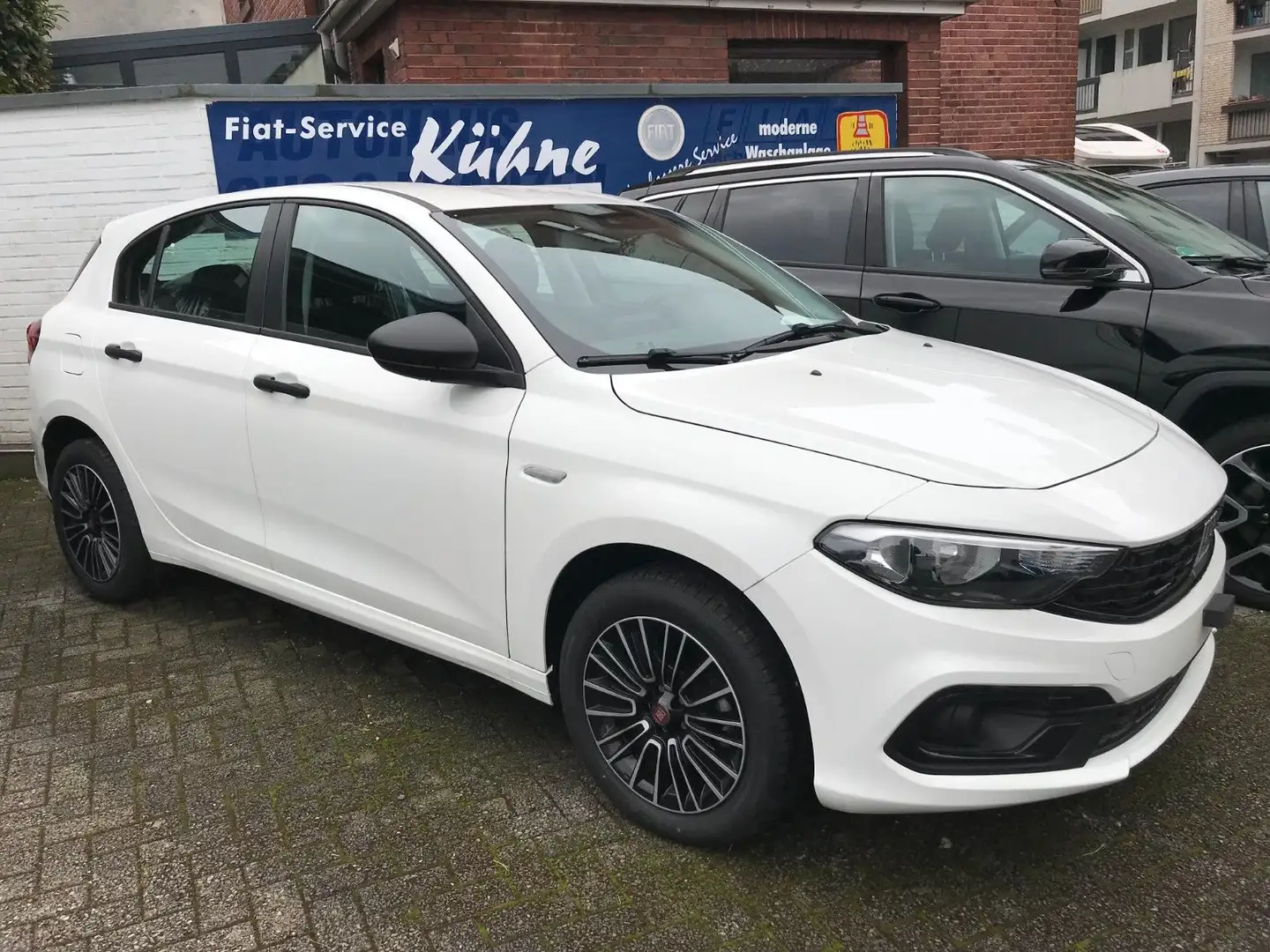 Fiat Tipo 5- Türer HYBRID 1.5 GSE DCT 130 PS Weiß - 1