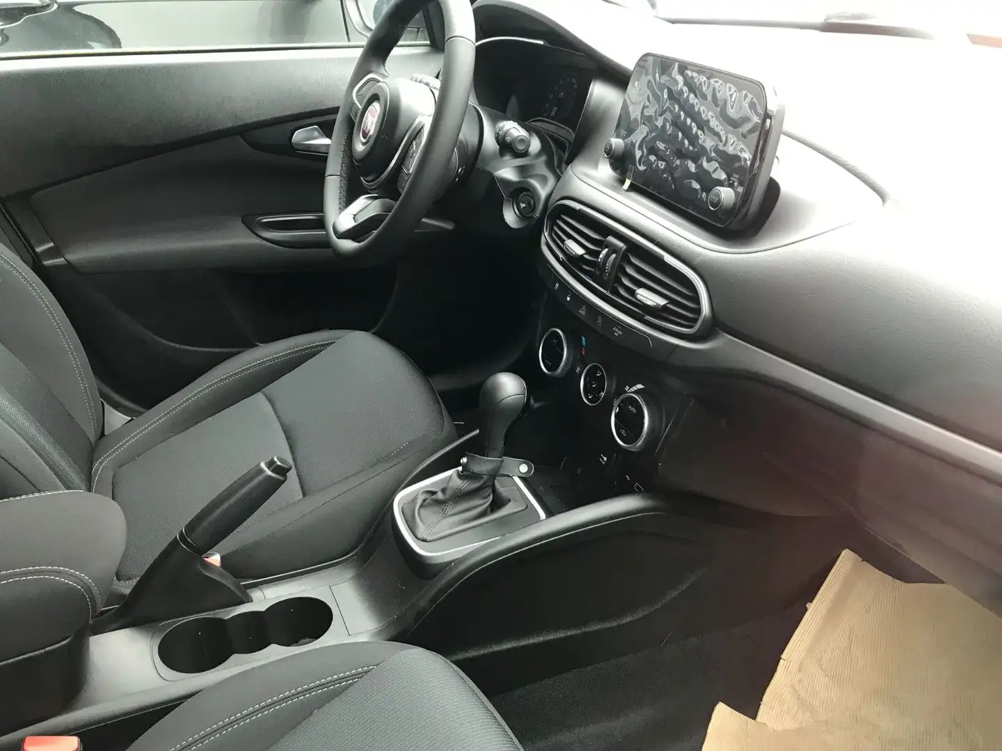 Fiat Tipo 5- Türer HYBRID 1.5 GSE DCT 130 PS Weiß - 2