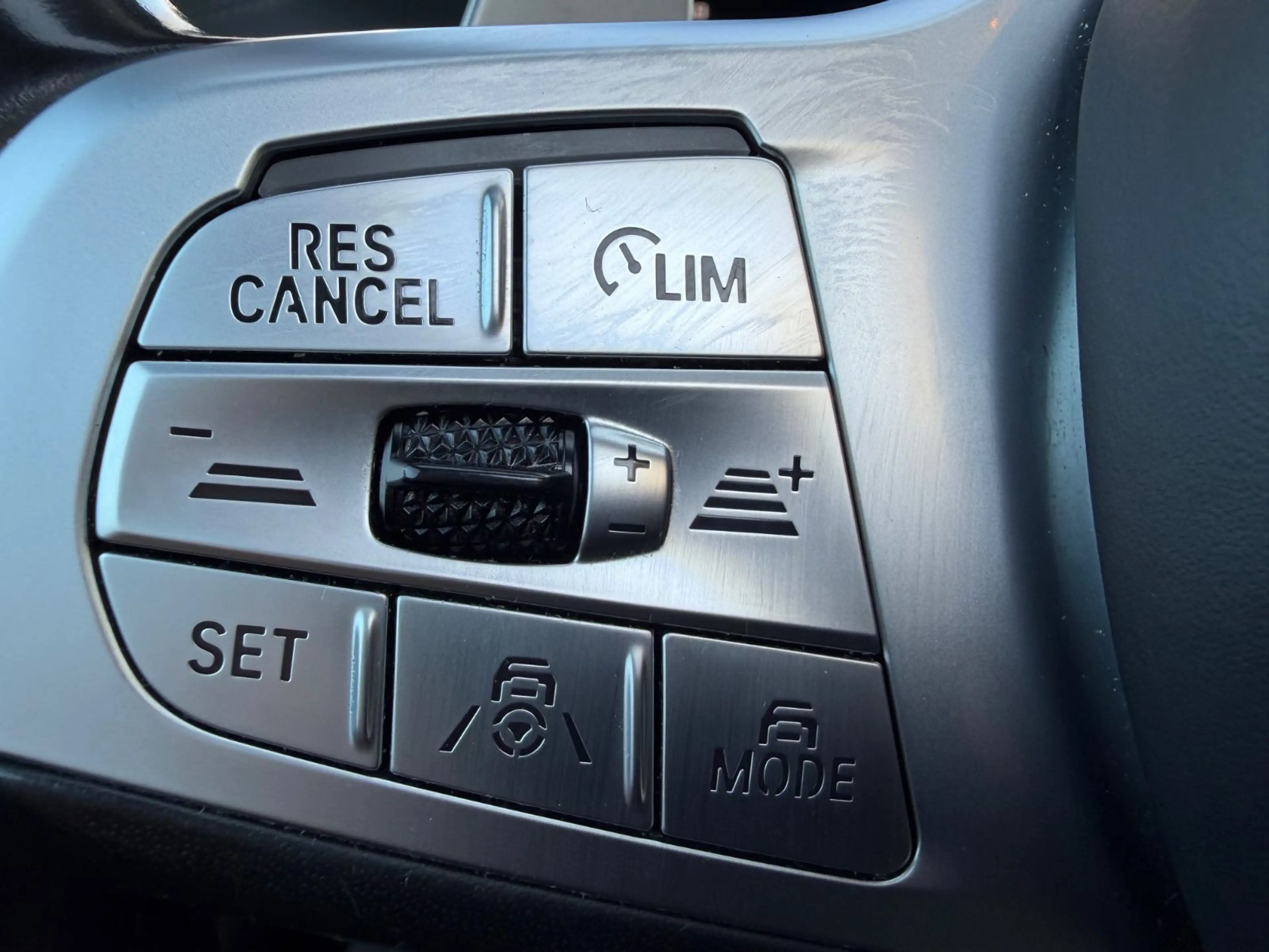 BMW 730 d M Sport Pano Massage Laser Shadow 20zoll — photo 15
