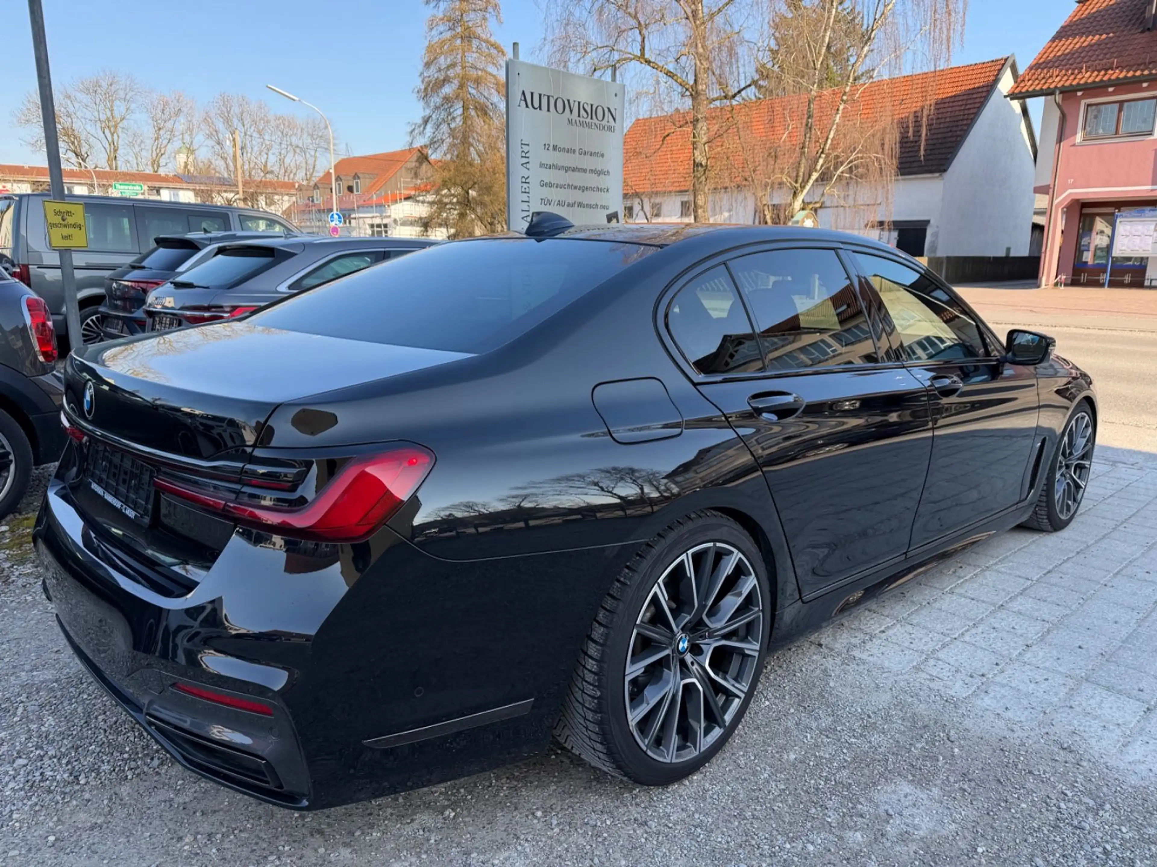 BMW 730 d M Sport Pano Massage Laser Shadow 20zoll