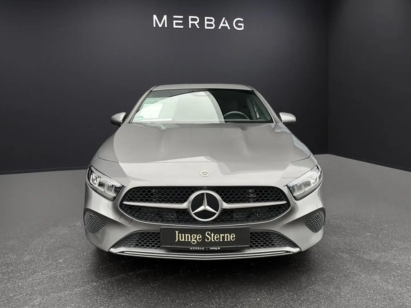 Mercedes-Benz A 180 *Progressive LED Kamera Winter Carbon Grau - 2