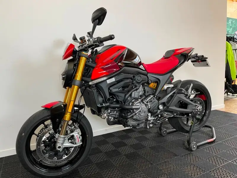 Ducati Monster 937 - foto 8