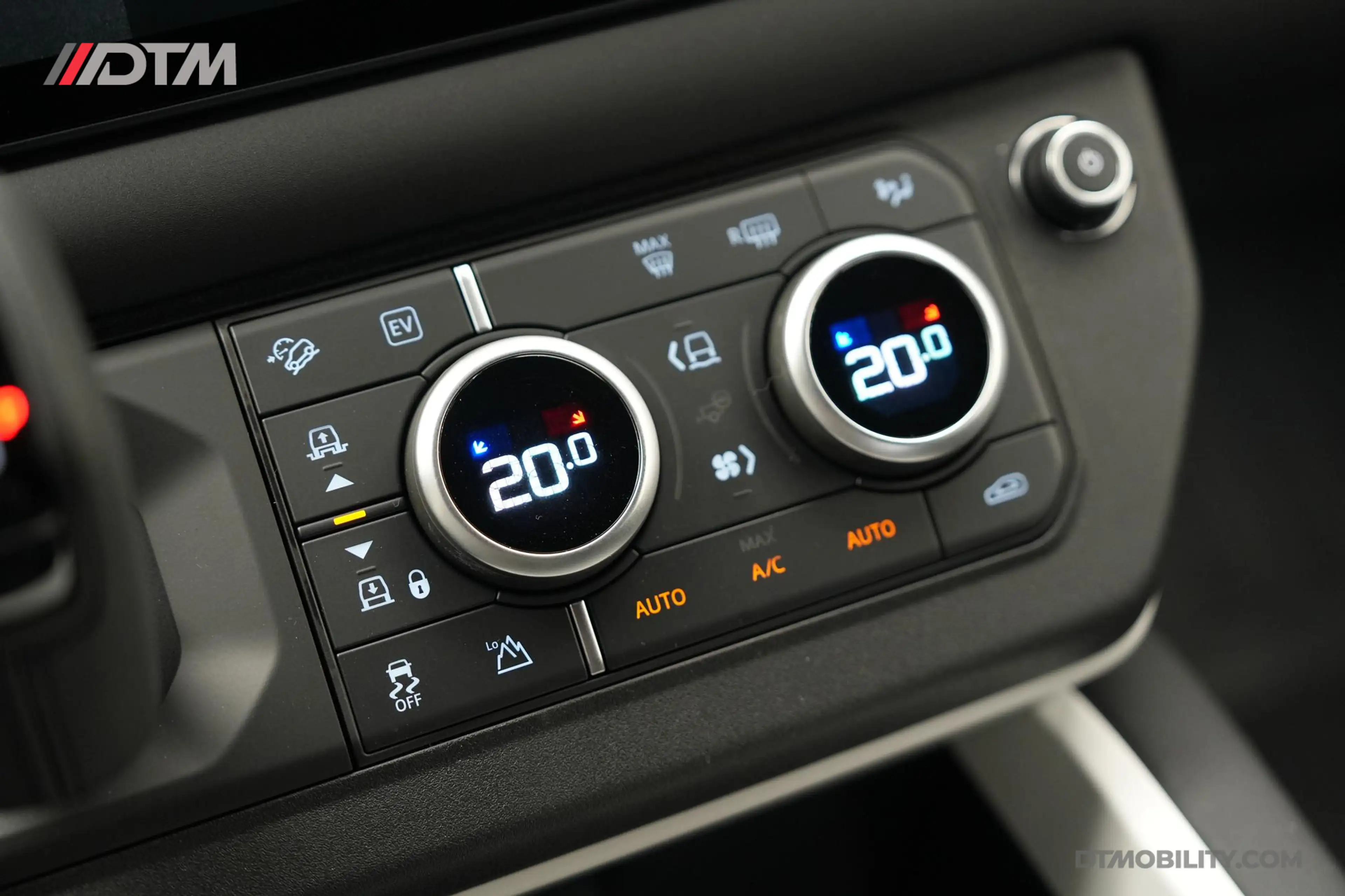Land Rover Defender 2.0 P300e 110 X-Dynamic PHEV SE | NIEUW! | Leder | — photo 26