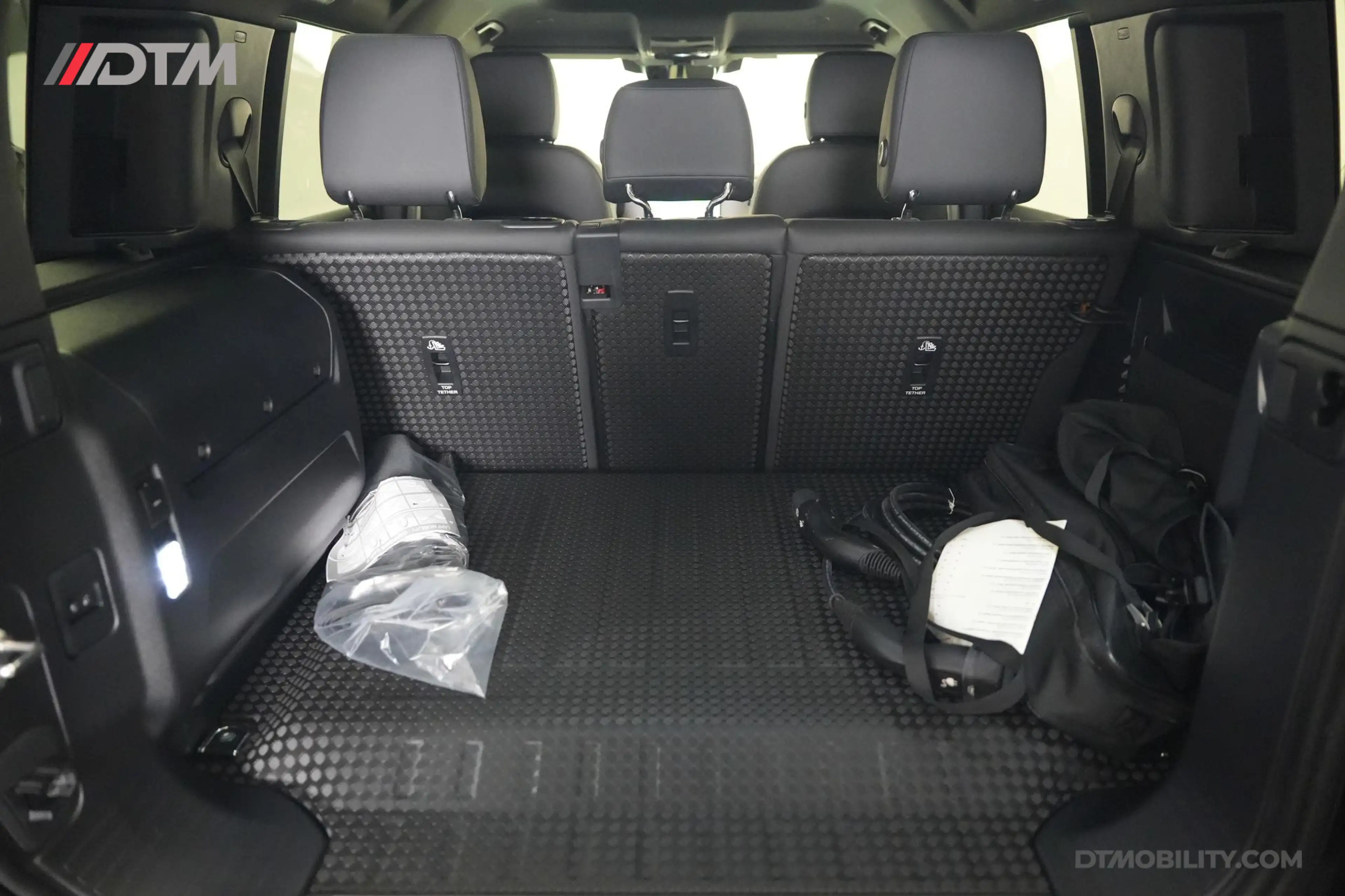 Land Rover Defender 2.0 P300e 110 X-Dynamic PHEV SE | NIEUW! | Leder | — photo 16