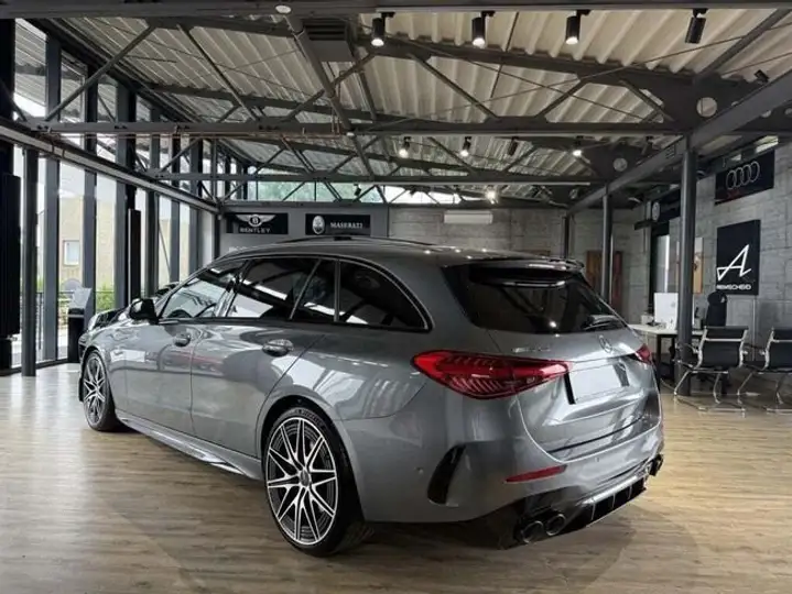 Mercedes-Benz Clase C 2023, foto 4
