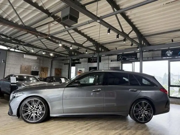 Mercedes-Benz Clase C 2023, foto 3