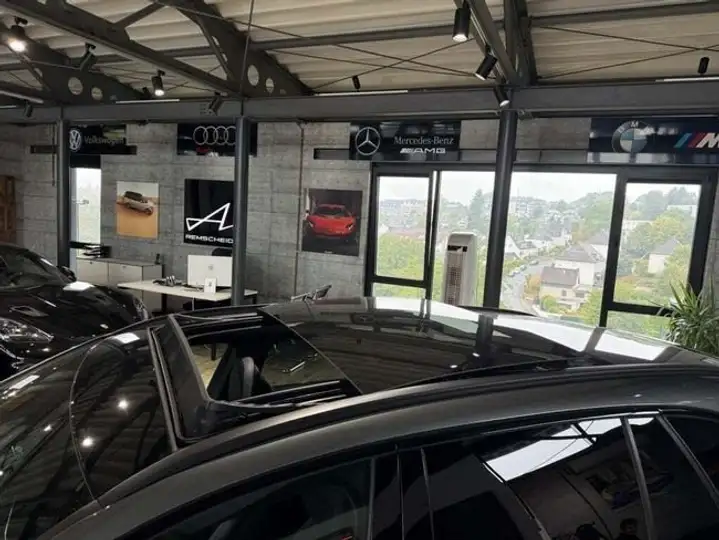 Mercedes-Benz Clase C 2023, foto 13