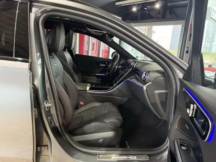 Mercedes-Benz Clase C 2023, foto 24