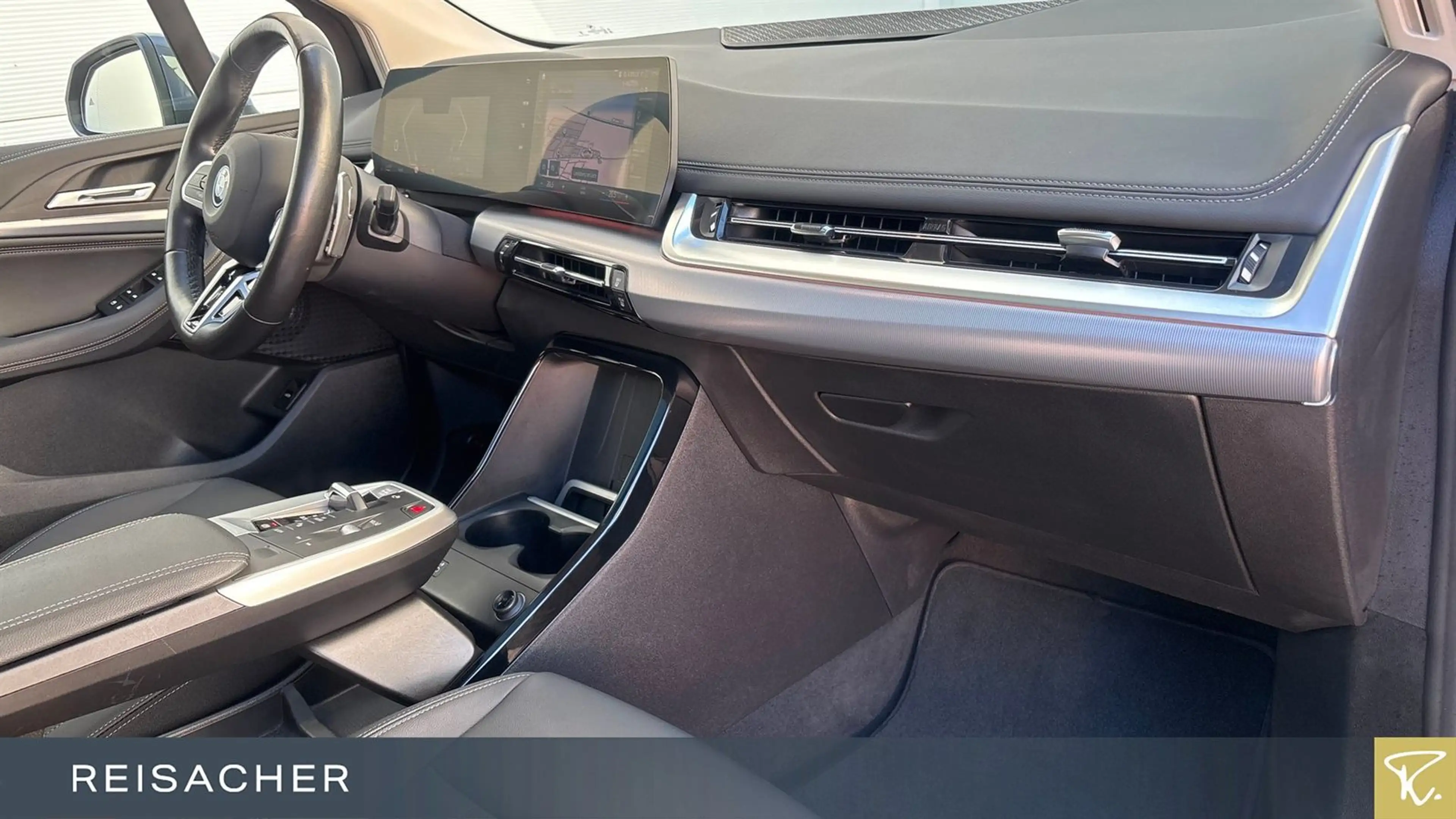 BMW 225 225e A xDrive Active Tourer Luxury Line,Pano,AHK — photo 13