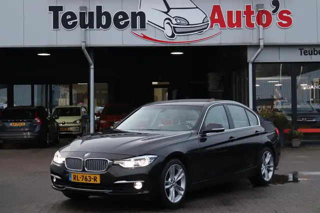 BMW 318 3-serie 318i Edition Luxury Line Purity Executive