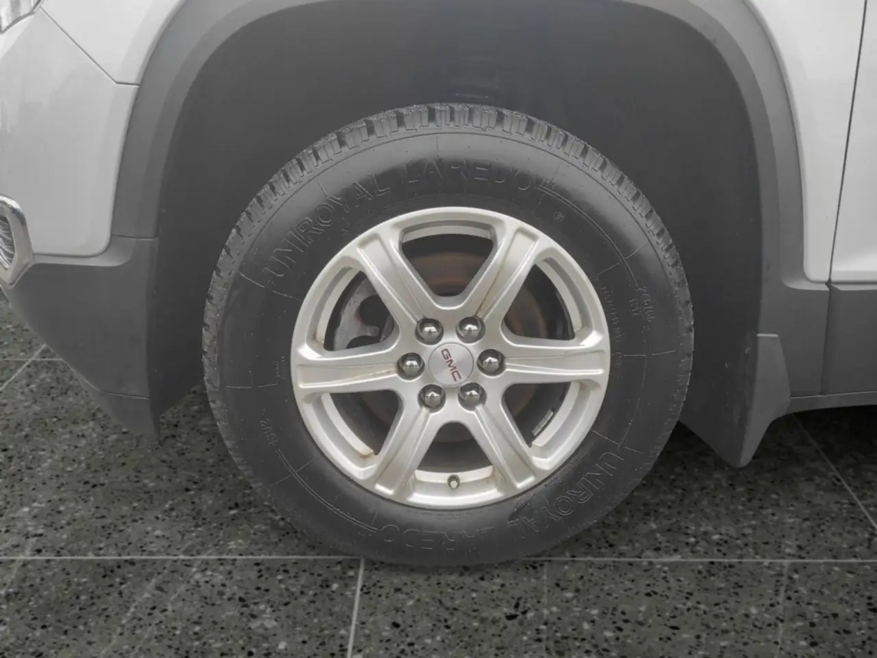 GMC Acadia снимка GMC Acadia