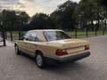 Mercedes-Benz 200 D 76.000km in nieuwstaat Jaune - thumbnail 3